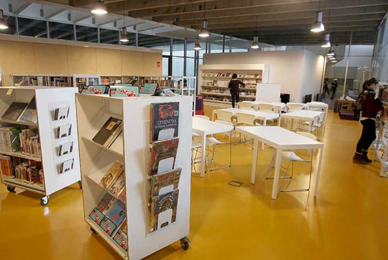 Biblioteca Municipal Ágora (A Coruña)