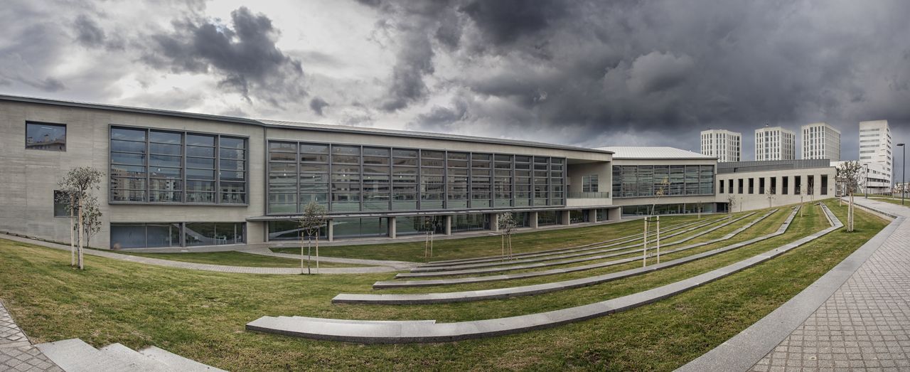 Biblioteca y Salas de Estudio del Edificio de Servicios Generales del Campus de Ciencias de la Salud, Universidad de Granada