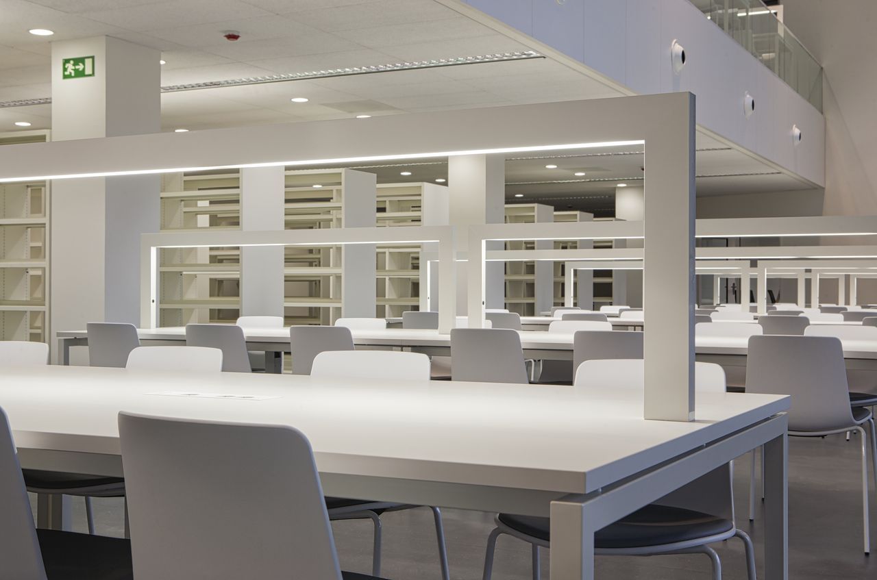 Biblioteca y Salas de Estudio del Edificio de Servicios Generales del Campus de Ciencias de la Salud, Universidad de Granada