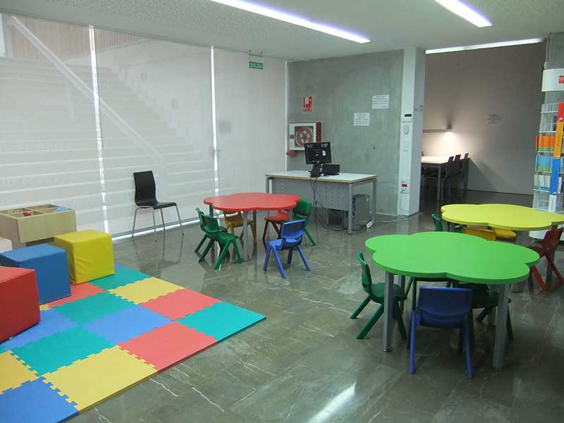 Biblioteca Pública Municipal María Lejárraga, Ogíjares (Granada)