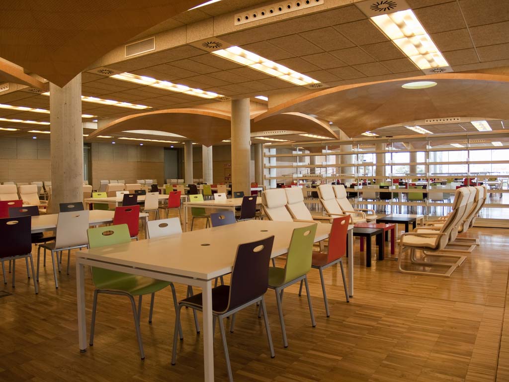 Biblioteca María Zambrano. Universidad Complutense de Madrid.
