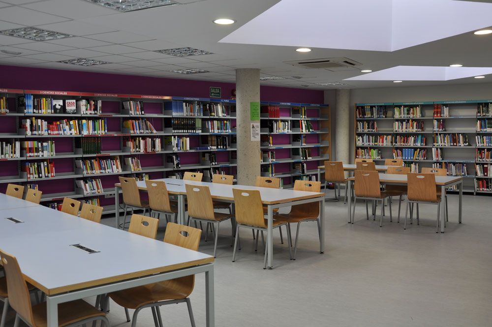 Biblioteca Municipal Luís Cubero. Fuentidueña de Tajo, Madrid