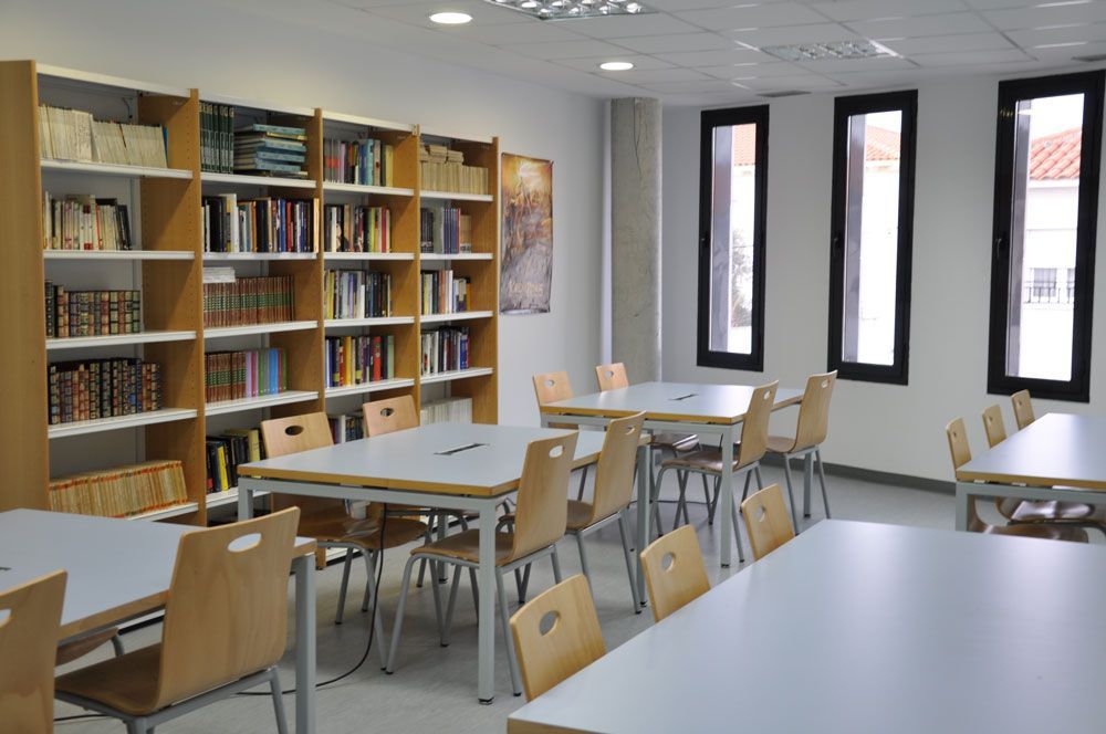 Biblioteca Municipal Luís Cubero. Fuentidueña de Tajo, Madrid