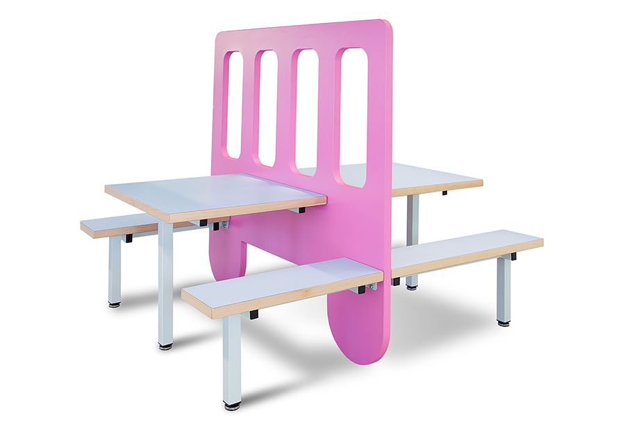 Banc forme de train. Mesure