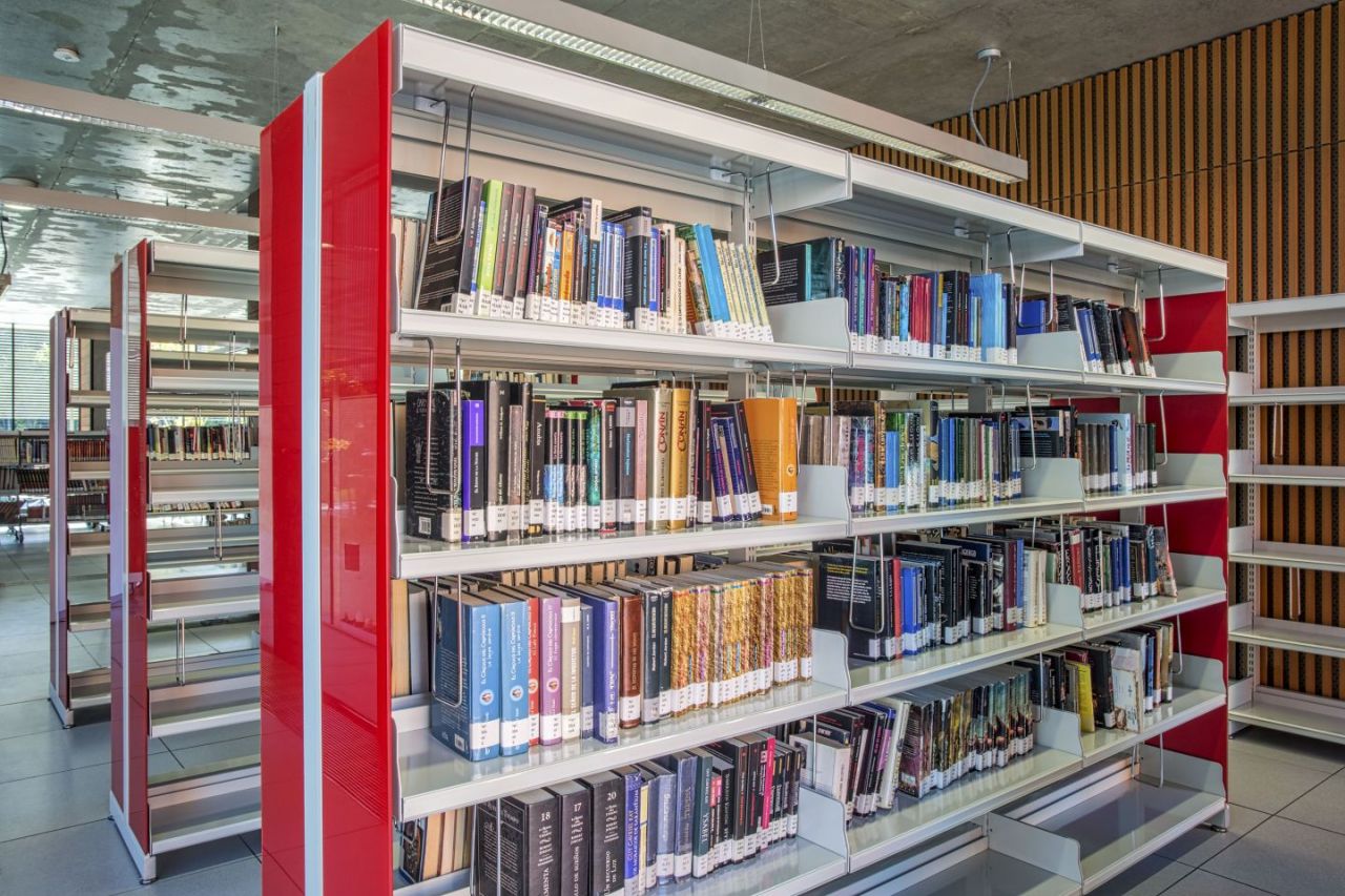 Biblioteca Central de Coslada (Madrid)