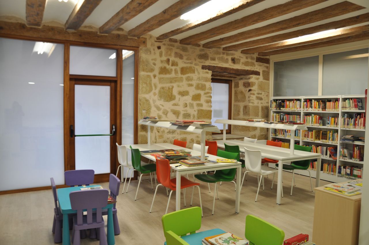 Biblioteca pública Municipal de Valderrobres (Teruel)