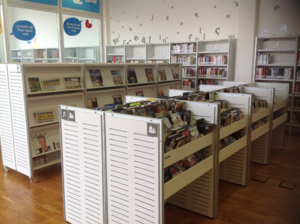 6 ESTANTERÍAS DE BIBLIOTECAS. CS