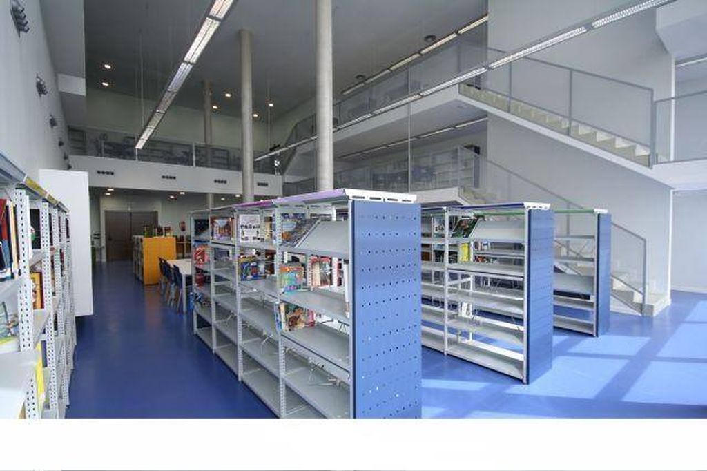 6 ESTANTERÍAS DE BIBLIOTECAS. CS