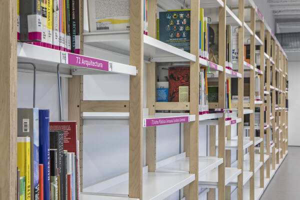 Rebaño emprender Compuesto Fabricación y venta de mobiliario para bibliotecas - Metalundia